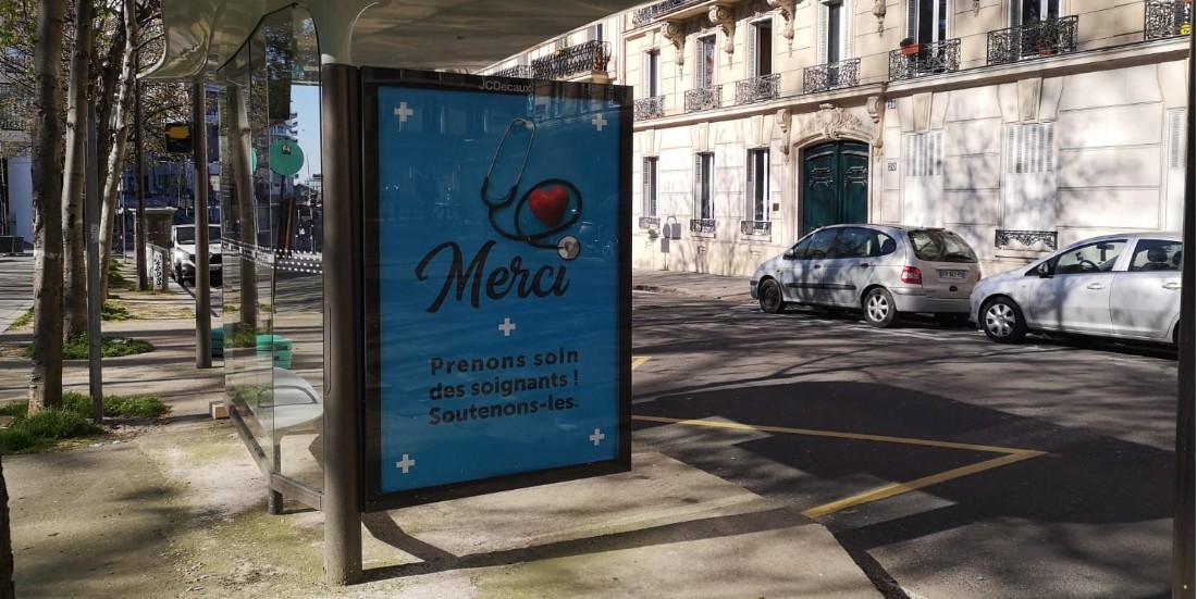 JCDecaux dévoile une campagne de soutien face au Covid-19