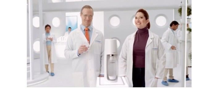 SodaStream mise sur l'humour avec sa campagne ' Liker c'est bien, agir c'est mieux '
