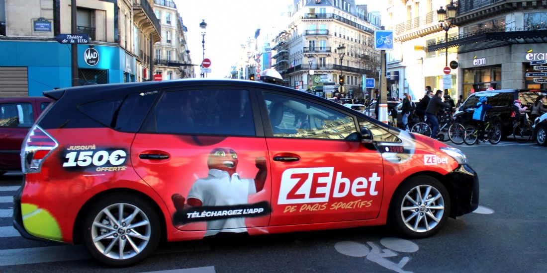 JCDecaux s'associe à Quadriplay Advertainment, spécialiste de la pub sur les taxis et VTC