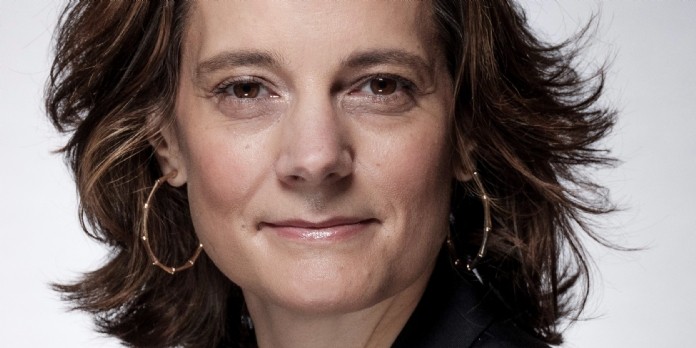 Coralie Savin rejoint Lazard Frères comme directrice de la communication